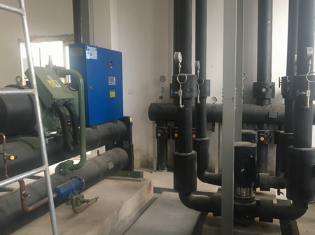5357cc拉斯维加斯潼关钼业公司水源热泵中央空调项目机房